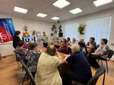 Встреча в социальном фонде « Путешествие сквозь слова и линии»